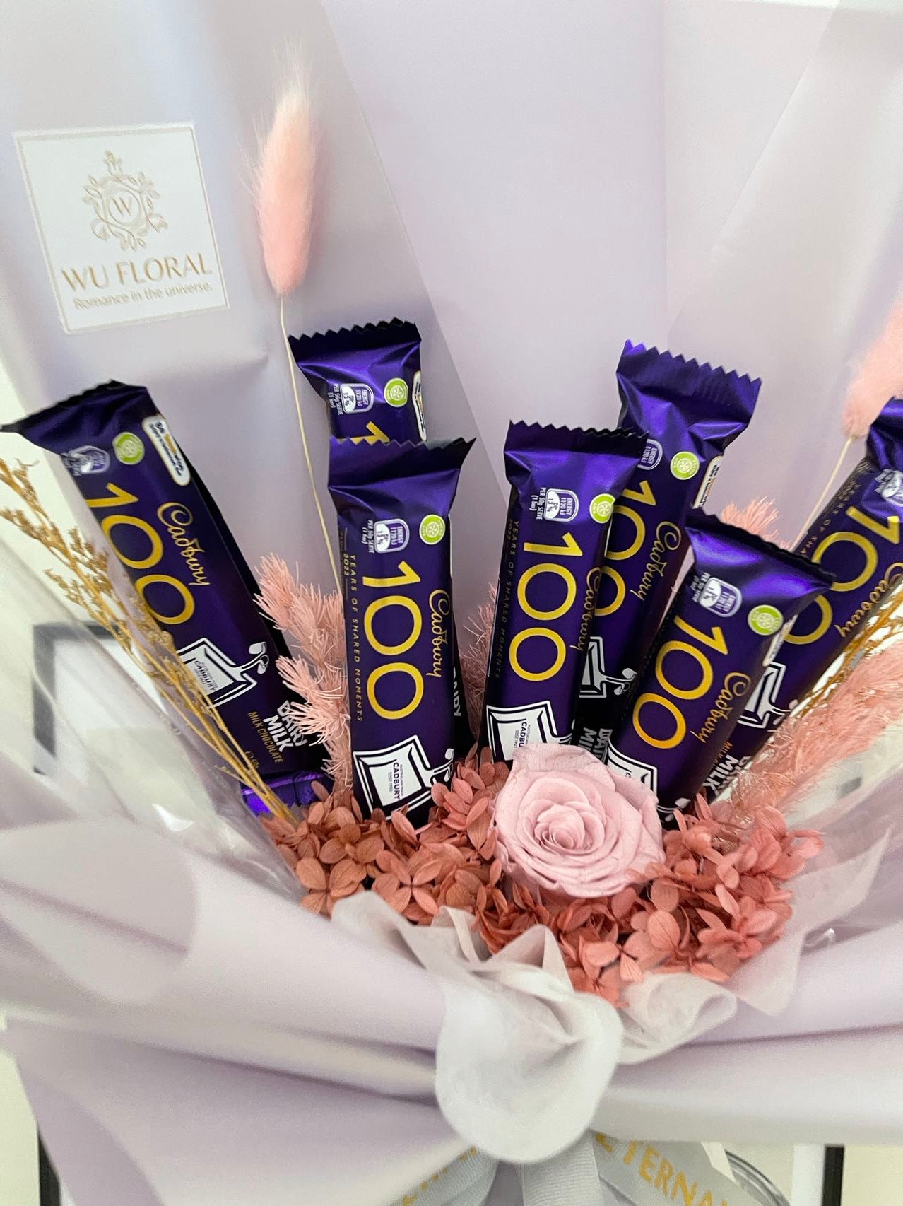 Chocolate Bouquet with Dry Flower